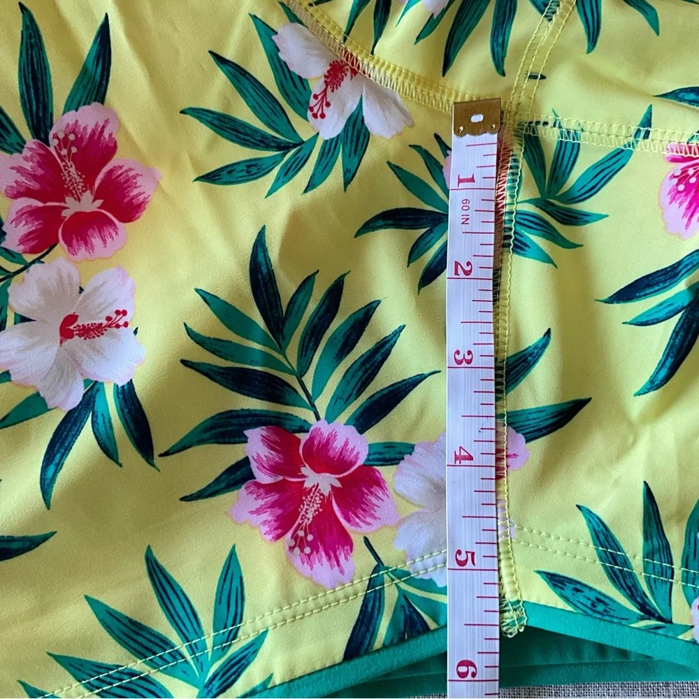 Lands' End Floral Swim/Board Shorts 5” NWOT - Picture 7 of 7